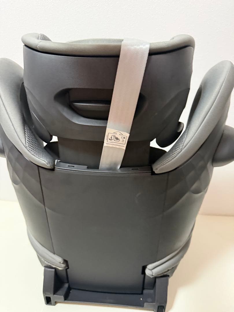 ~*~様 cybex サイベックス 車用チャイルドシート グレー