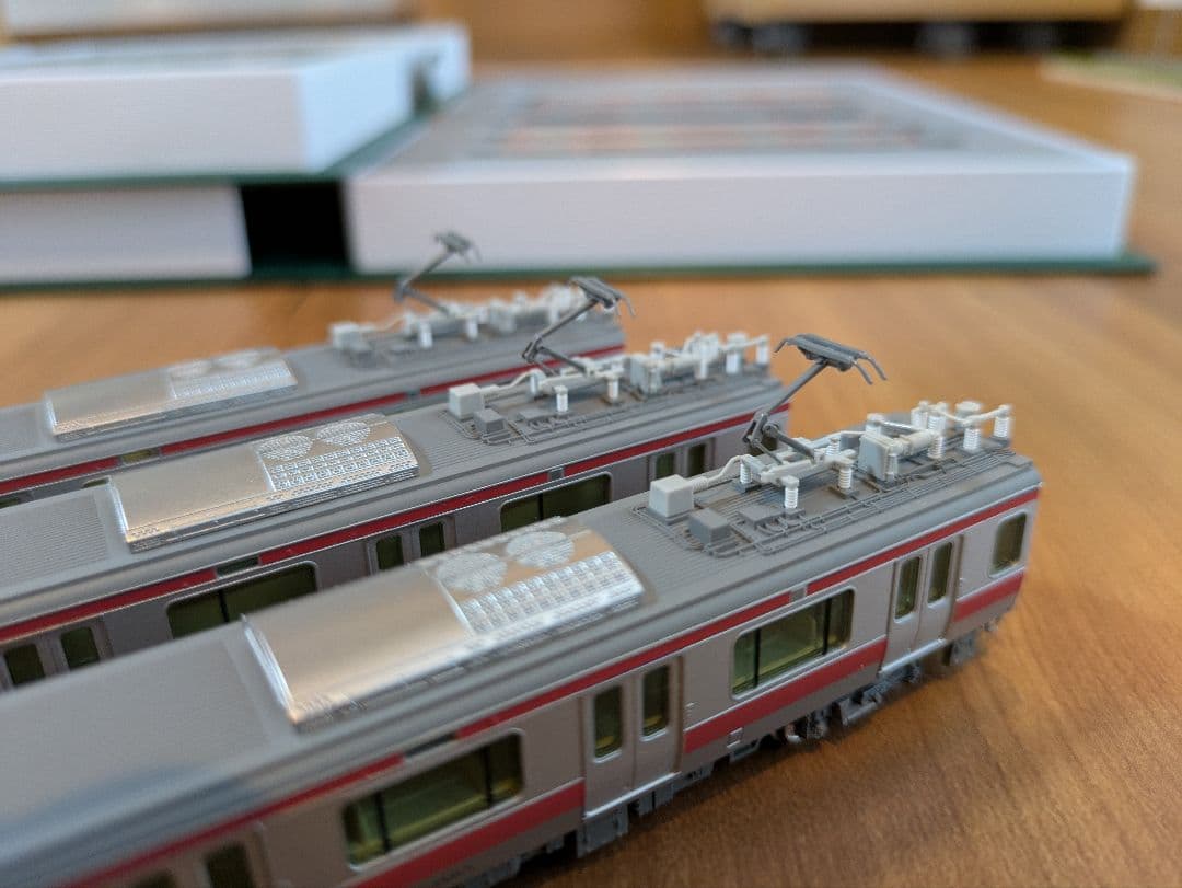 ★カルシ★ kato e531系常磐線・上野東京ライン　赤電ラッピング