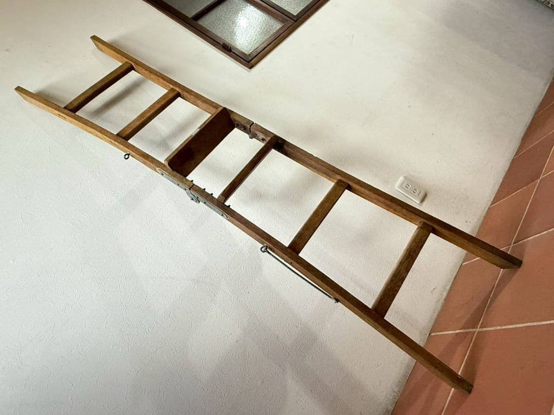 1092 ビンテージ　古い木のステップラダー　脚立　梯子　飾り棚　古家具　レトロ