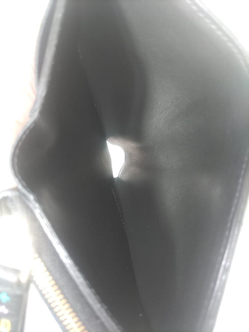 し*こ様 ルイヴィトン ニューウェーブ ジプト ファスナー 折り財布 ブラック