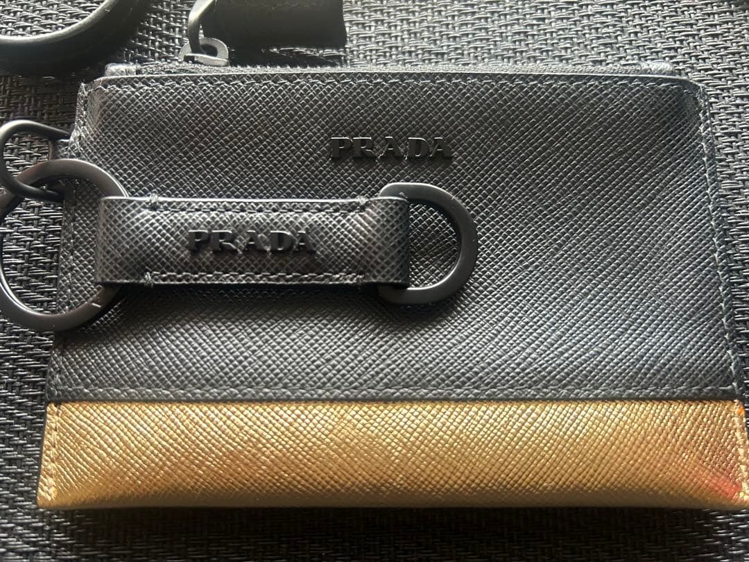 PRADA パスケース+ケース