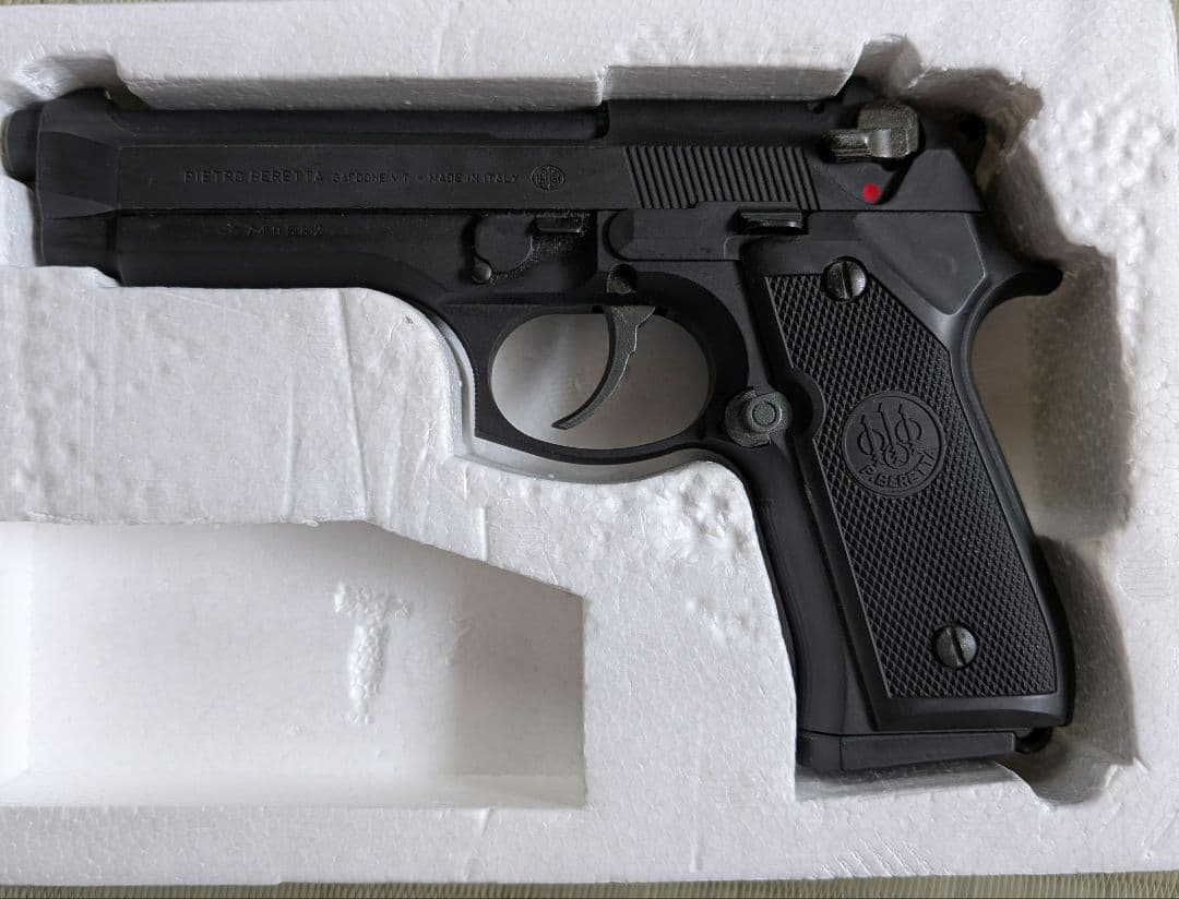 BERETTA M92F エアトイガン ガスタイプ