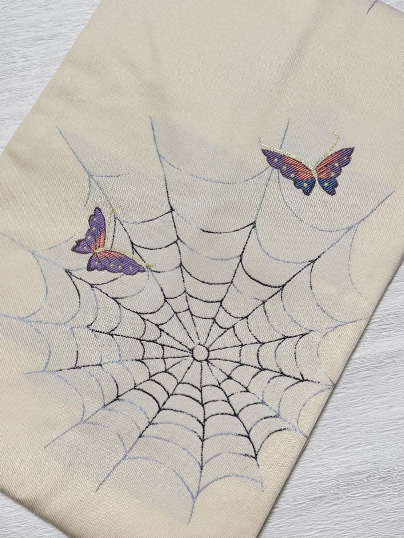 m-20 名古屋帯 クモの巣と蝶の刺繍 西陣織 正絹 未使用極美品