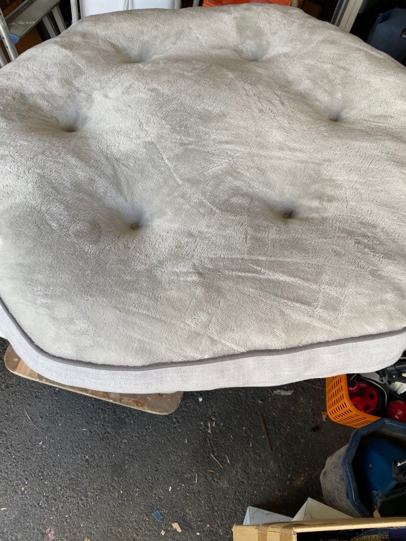 コストコKIRKLAND カークランドシグネチャー 大型犬対応の厚型ペットベッド