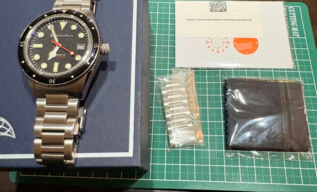 m*p様 Spinnaker CAHILL 自動巻き時計 ダイバーズウォッチ