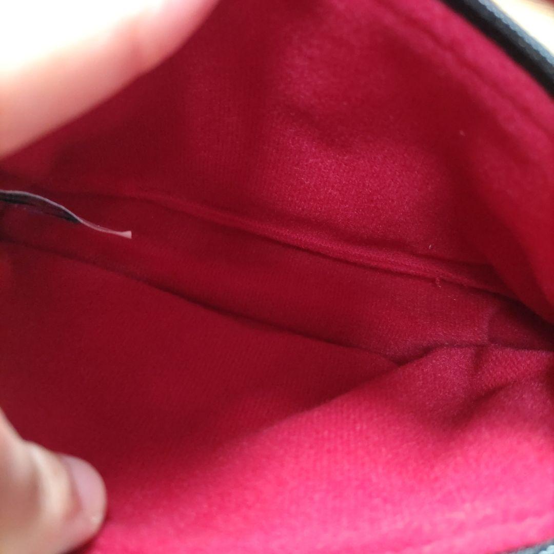 ハローキティ／Momoberry Exclusive／タグ付き／サンリオポーチ