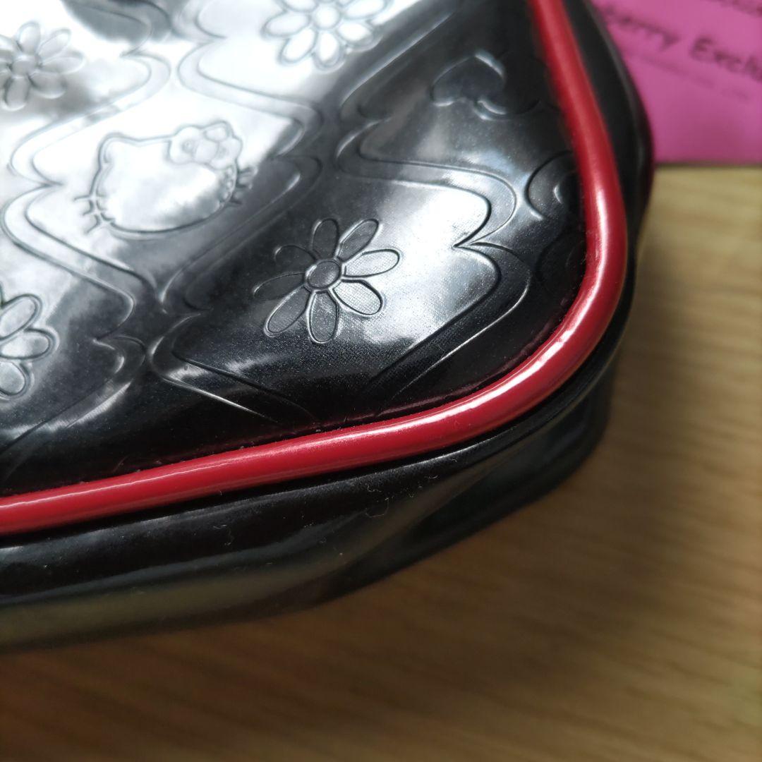 ハローキティ／Momoberry Exclusive／タグ付き／サンリオポーチ