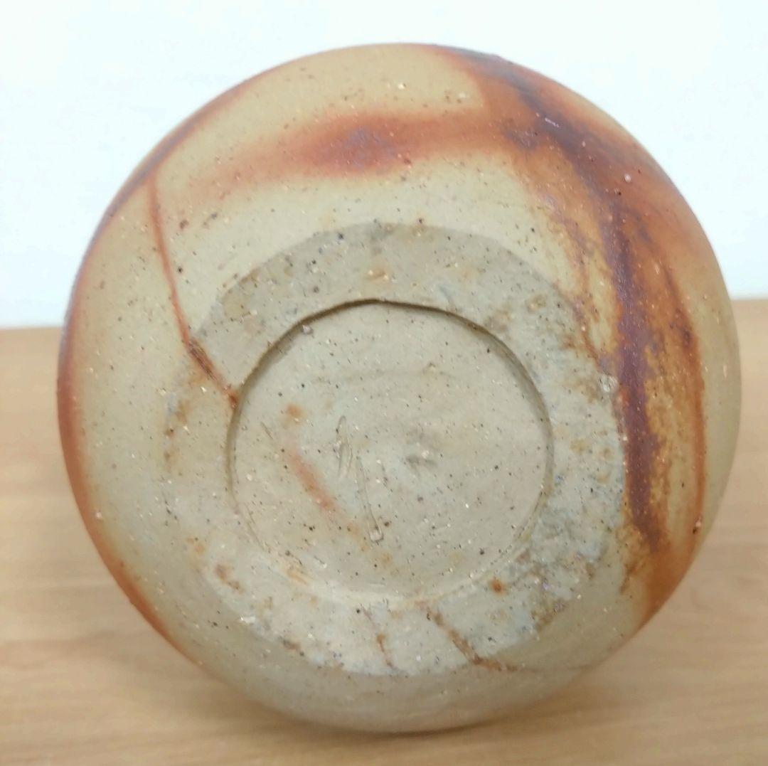 伊勢崎満作　備前焼　緋襷　鶴首花入　共箱共布栞付　備前焼花入　伊勢崎淳