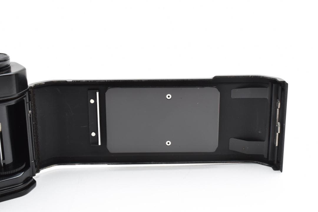 ■ 美品 ■ ニコン　Nikon FE ボディ Y250819 #557