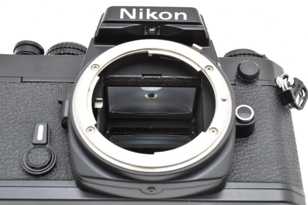 ■ 美品 ■ ニコン　Nikon FE ボディ Y250819 #557