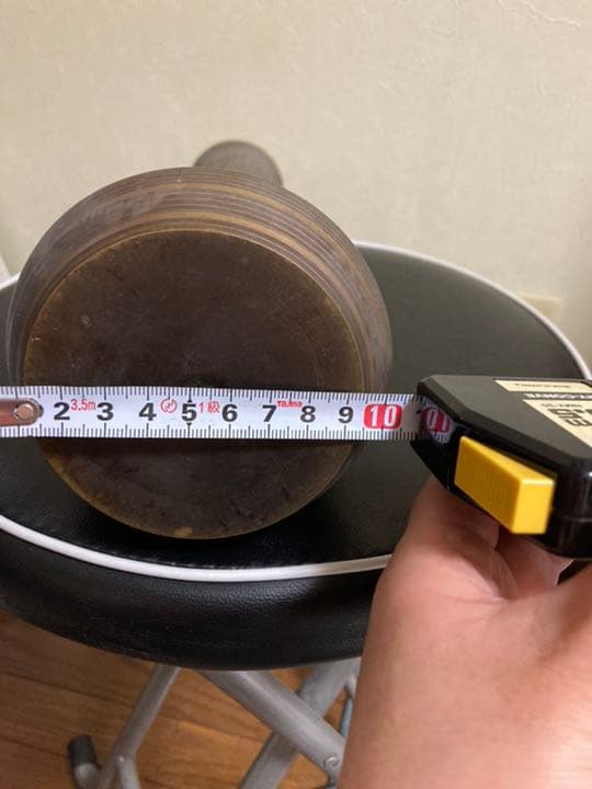 中国美術　古銅製　骨董品　中国花瓶　　　鉄製手彫り花瓶　壺　アンティーク