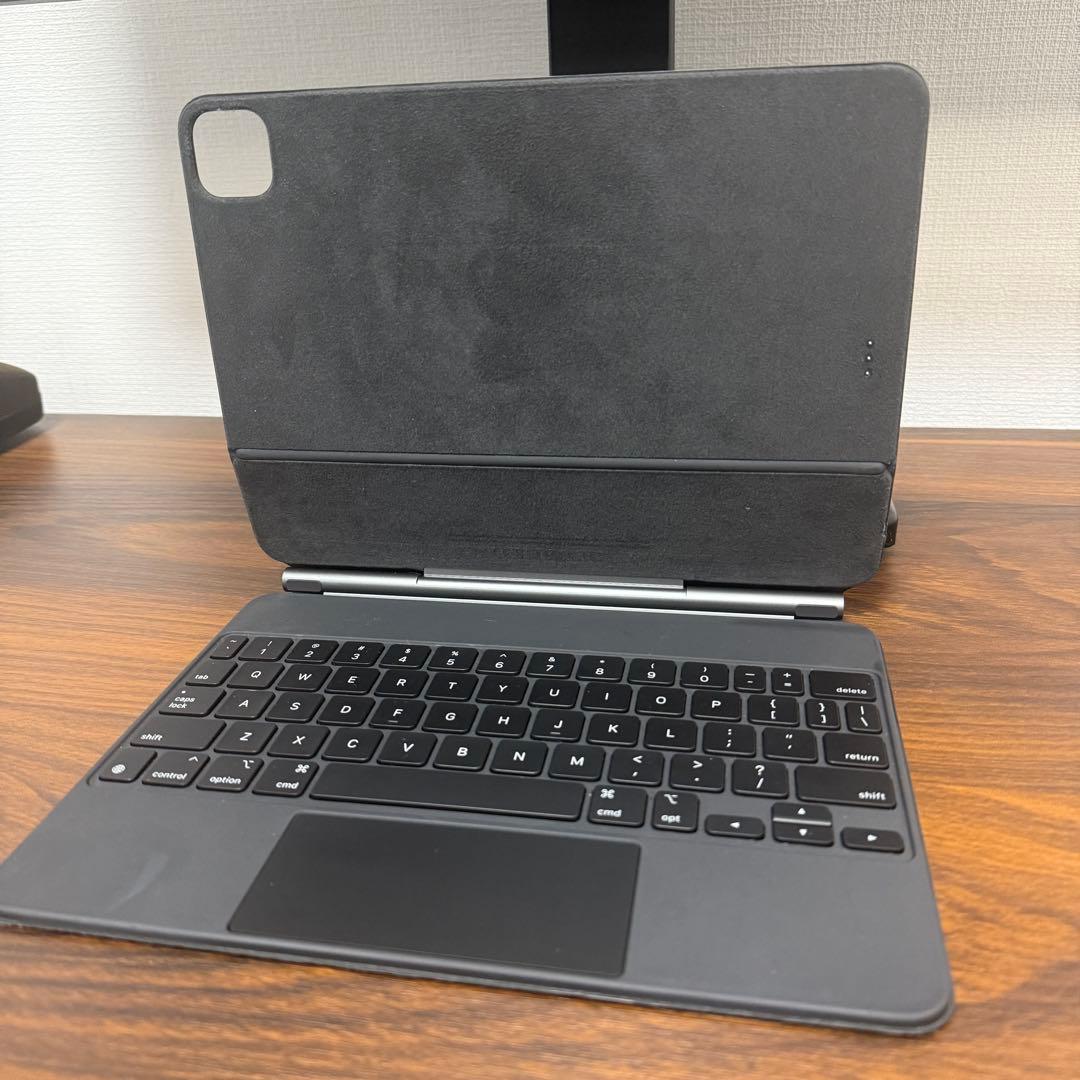 (ほぼ新品未使用)iPad Pro 11インチ 4th gen シルバー