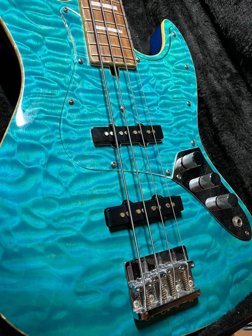 ベース　バッカスBacchus WL-007 R AQB