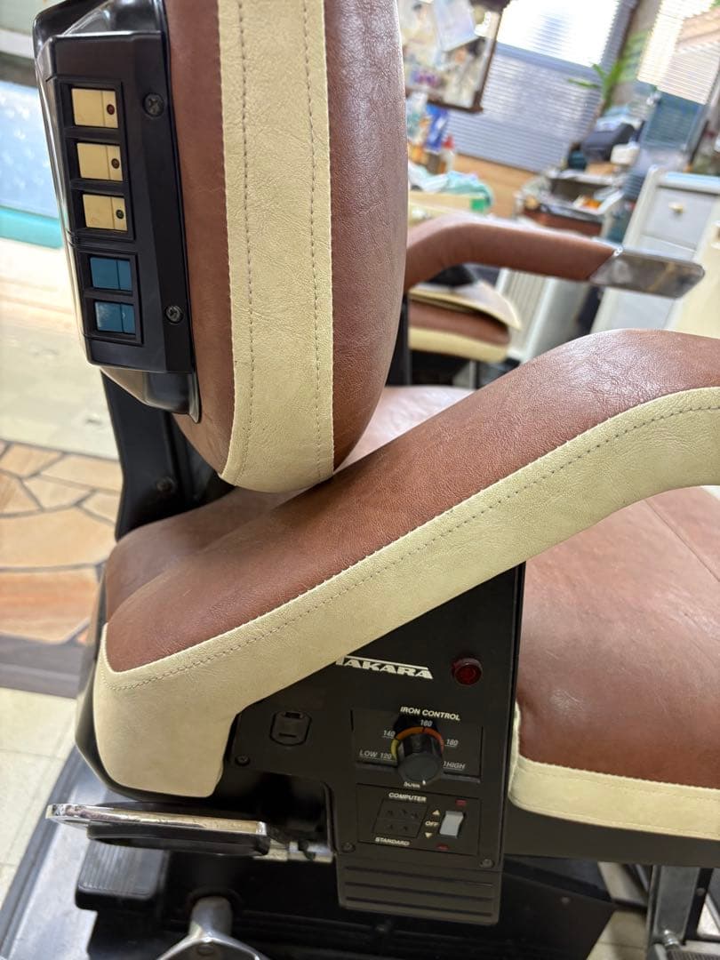 ブラウン バーバーチェア 合成皮革