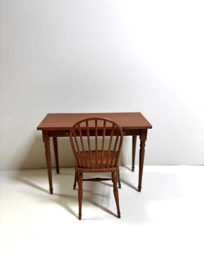 1/12サイズ　ミニチュア家具　ドール用　ループバッグチェア　デスク　椅子　机