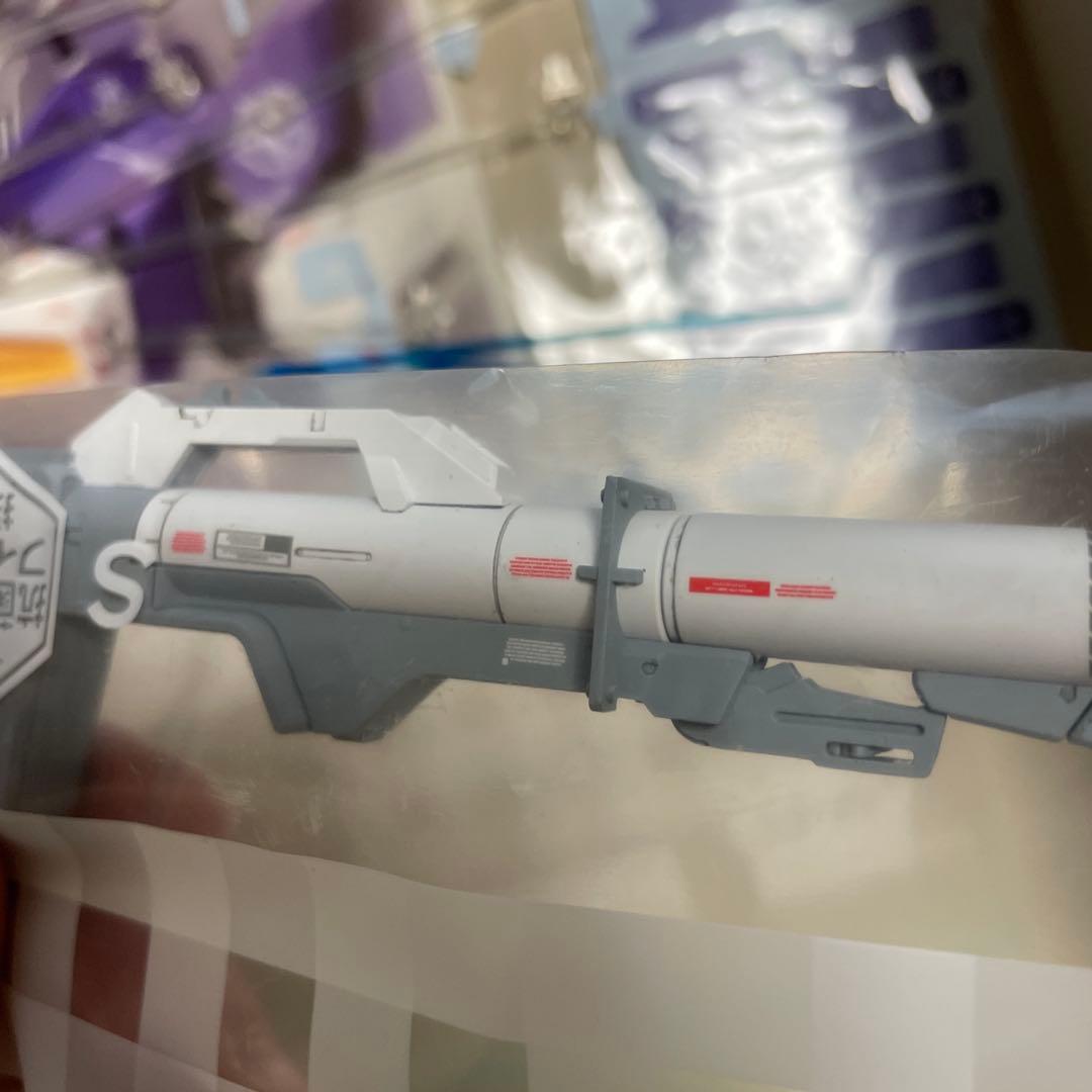 【全塗装、完成品】MG 1/100 Hi-νガンダム Ver.Ka