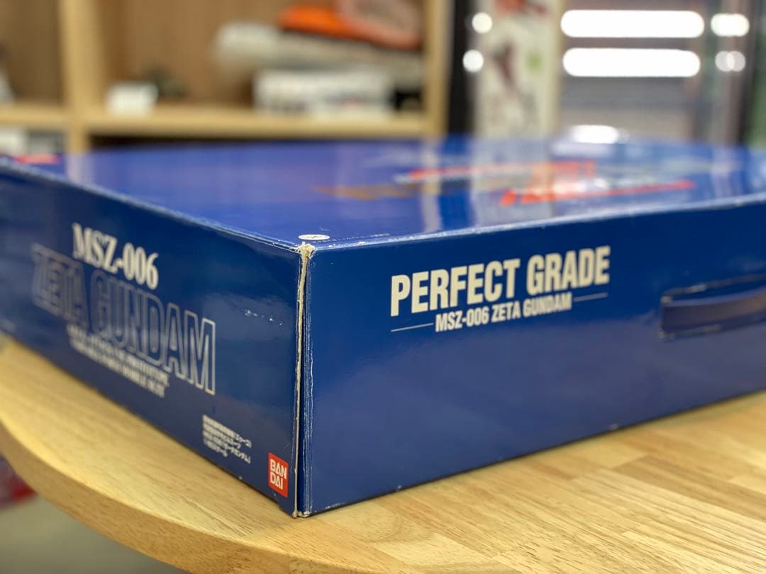 PG 1/60 Zガンダム　パーフェクトグレード　ゼータガンダム