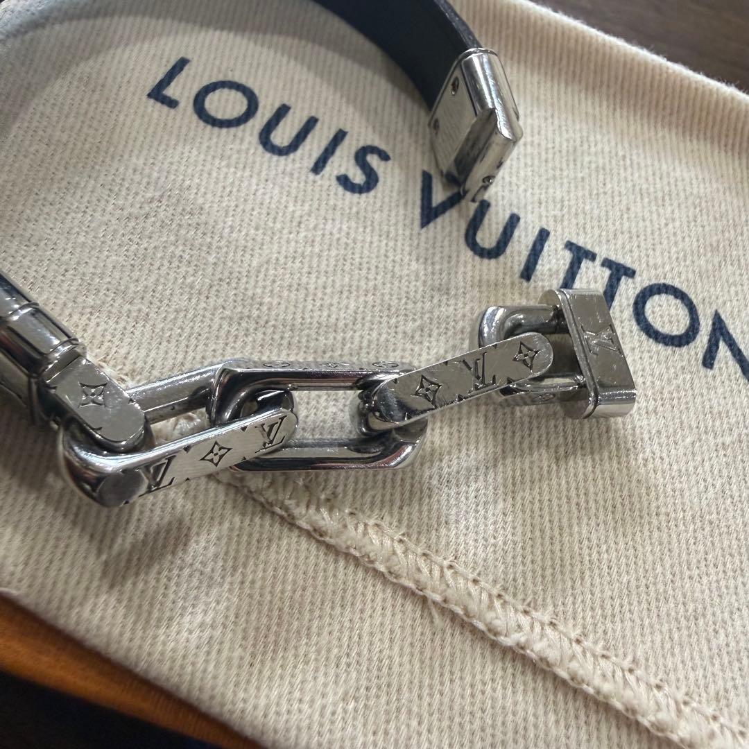 Louis Vuitton モノグラムレザーブレスレット
