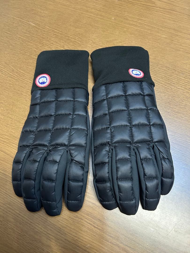 カナダグース　キルティング手袋