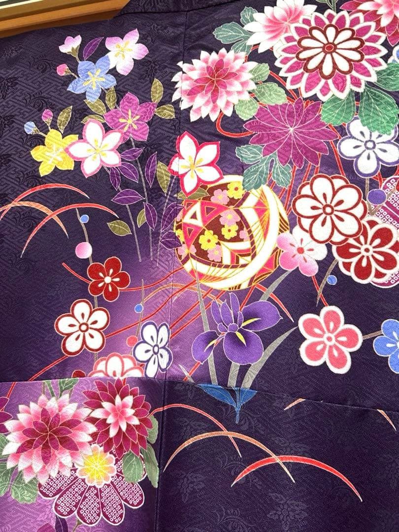 【美品】華やかな紫色の振袖　1度使用　足袋（未使用）
