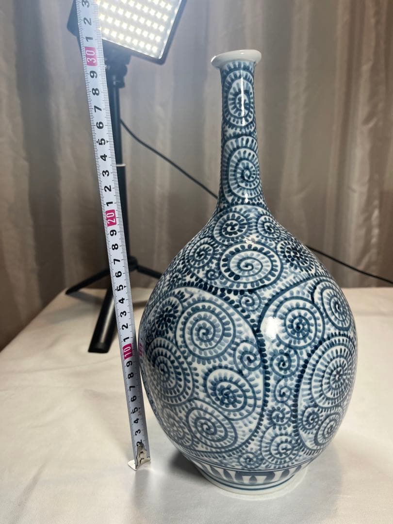 古伊万里　タコ唐草　鶴首の壺