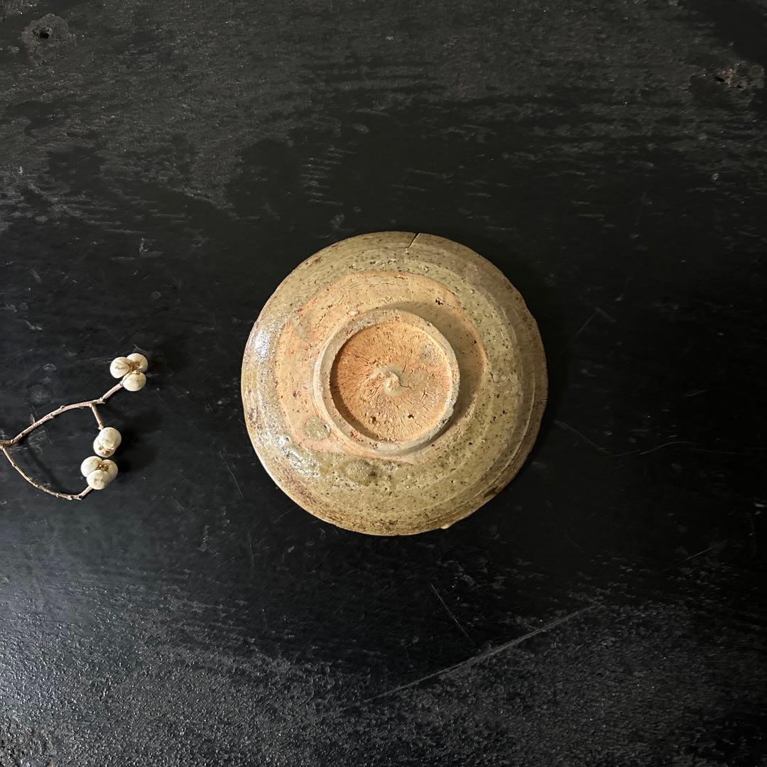 古唐津　兎小皿　うさぎ　武雄系小峠窯　平盃　骨董　検:白洲正子　西岡小十　李朝