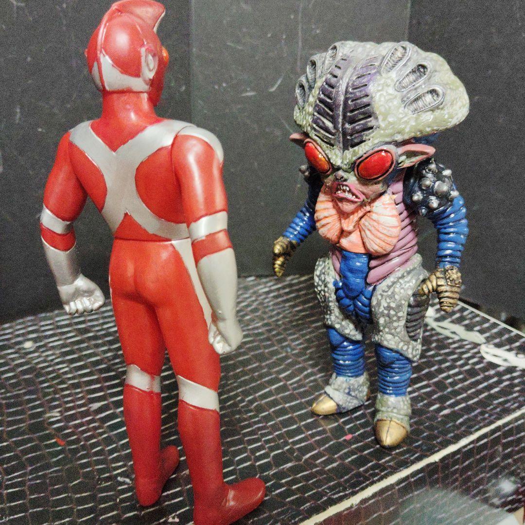 ウルトラ怪獣旧型絶版ソフビベンゼン.レディセット（期間限定サービス終了）