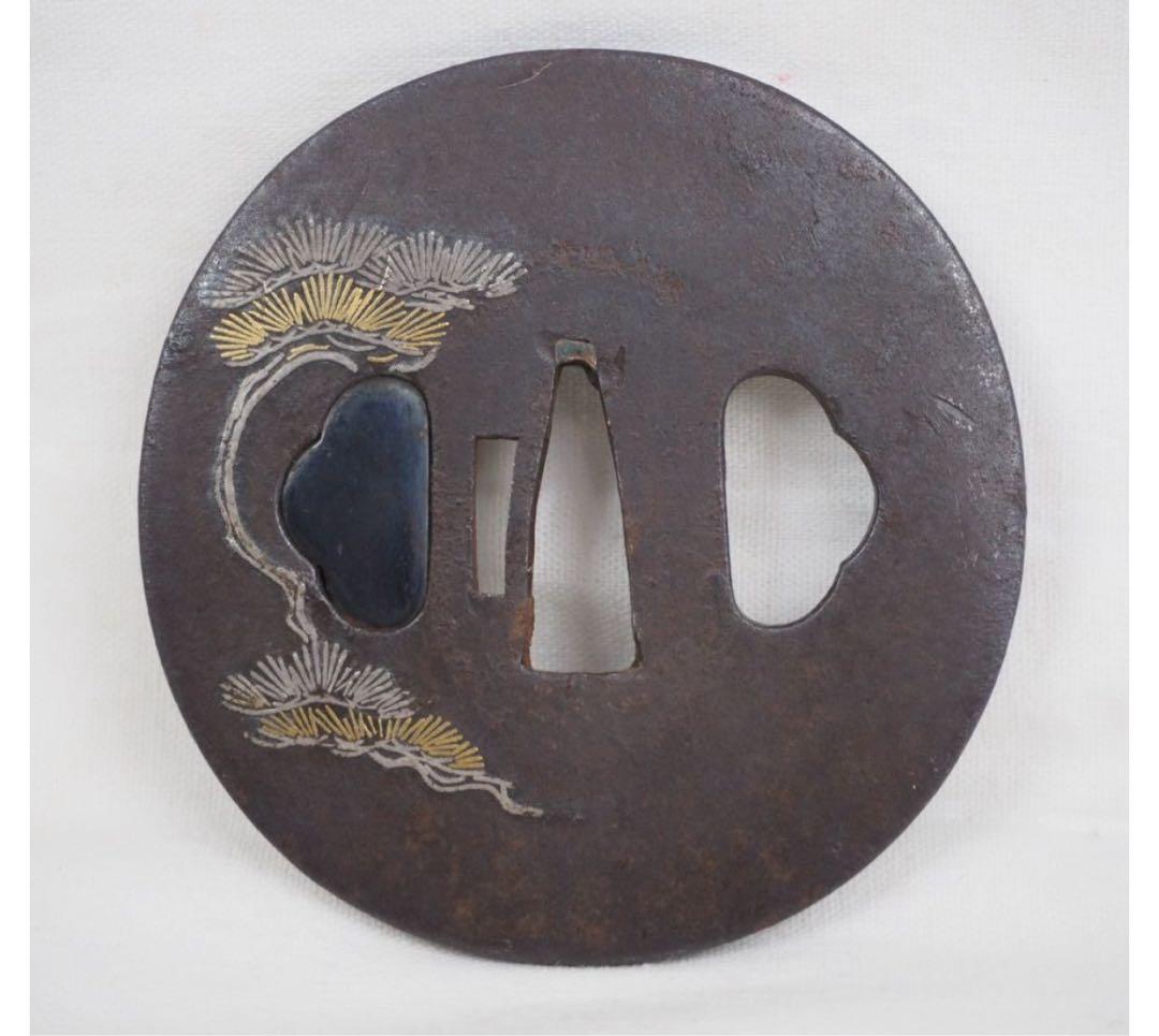 送料無料　江戸時代　金銀象嵌　亀鶴松竹文鍔　木箱付　刀剣美術