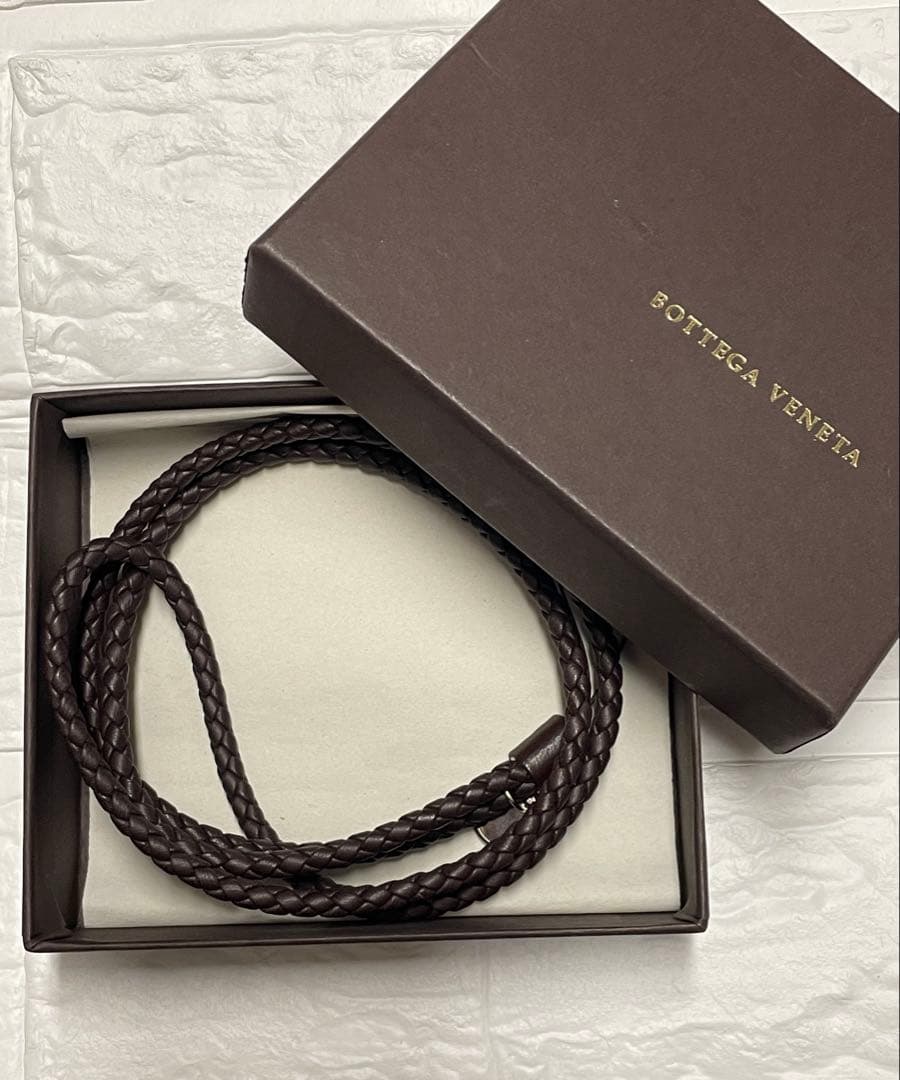 【美品】BOTTEGA VENETA ネックストラップ　匿名配送❤︎