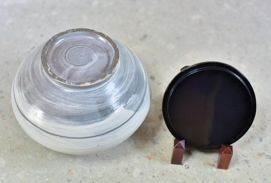 値下げ、高麗焼、一玉作　粉青砂器唐草紋水指【極上品】お茶道具/共箱