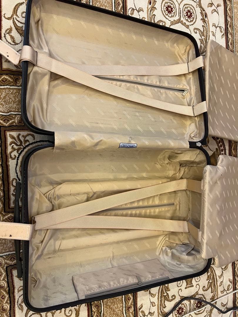 リモワ　スーツケース　2輪　サルサデラックス