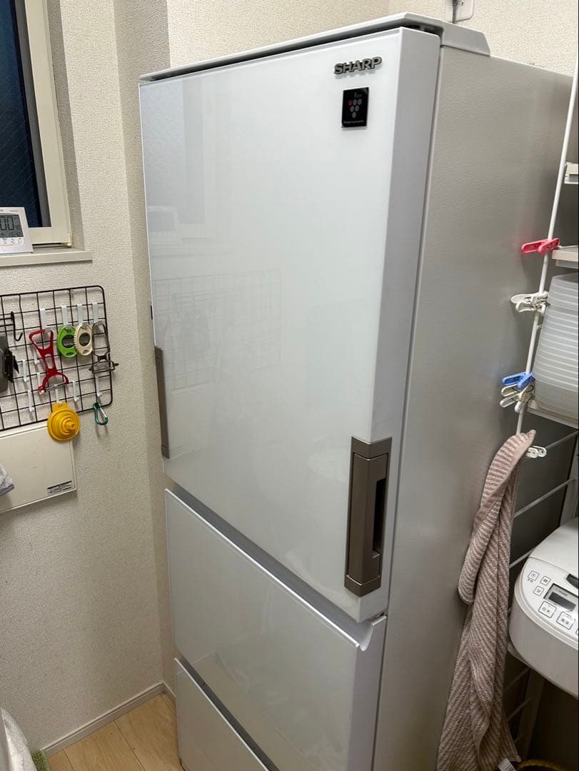 シャーププラズマクラスター冷蔵庫350Ｌ　SJ-GE35 G-W