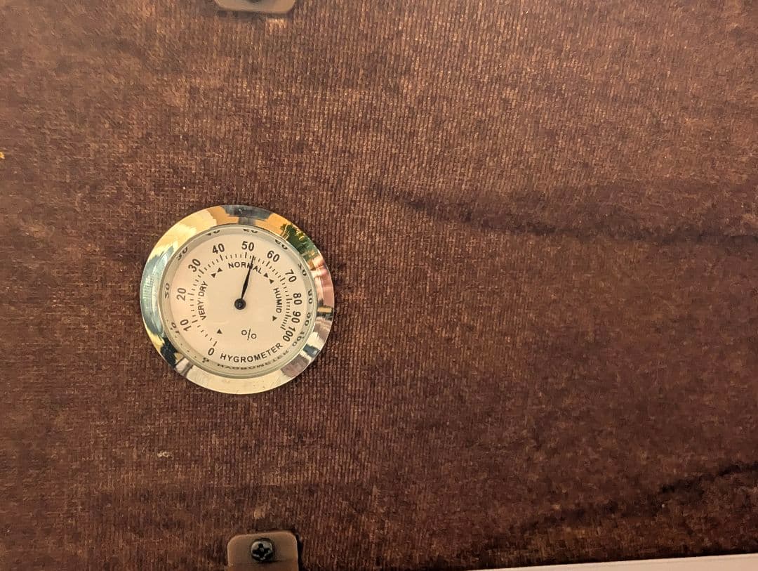 【ほぼ新品・使用30分のみ】工房製4/4バイオリン ケース、弓2本など付属品多数