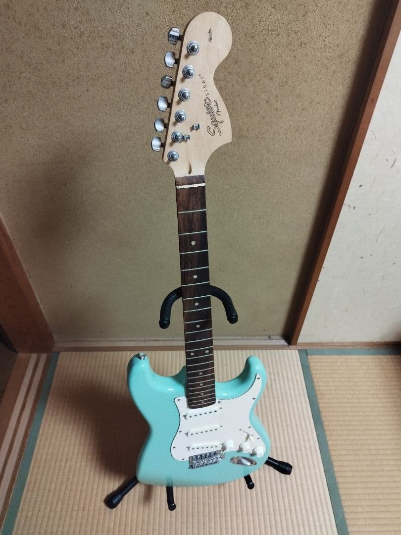 Squier affinity stratcaster エレキギター