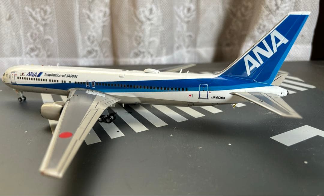 1/200 B767-381ER JA608A完成品