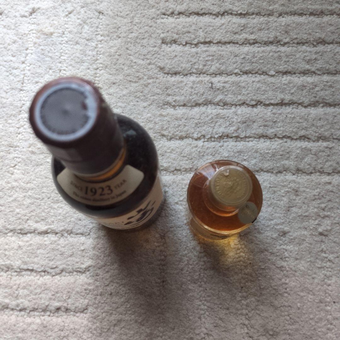 山崎シングルモルトウイスキー180mlとサントリー廃盤終盤品　響