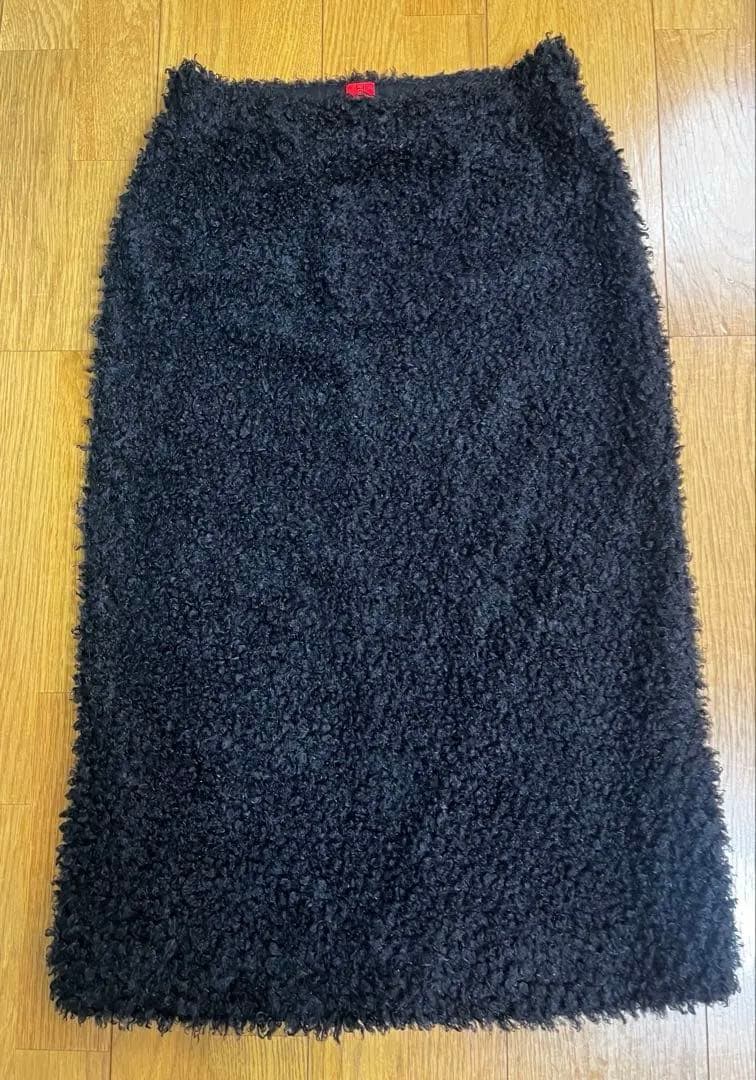 美品　HaaT イッセイミヤケ ボアスカート　タイトスカート　ブラック　黒
