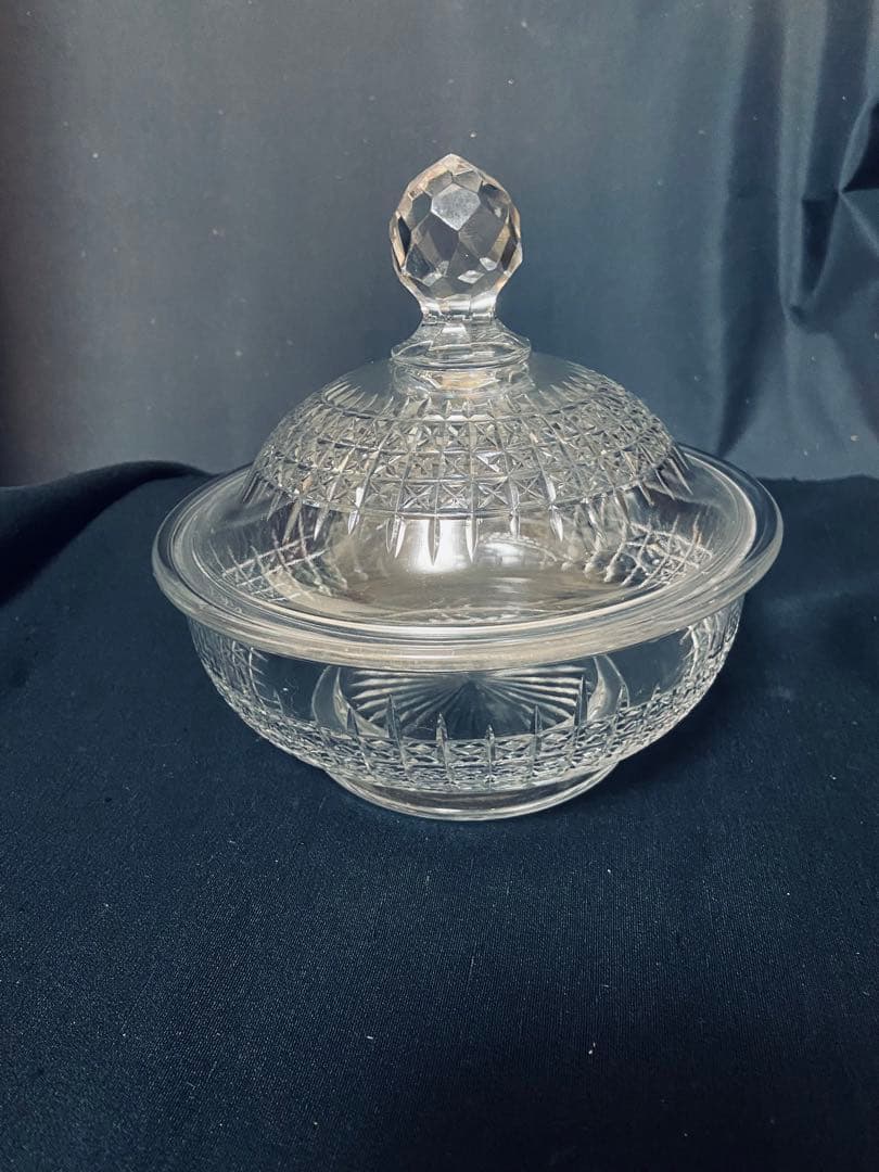 英国アンティーク　クリスタル　ボンボニエール　ソーサー　ハンドカット