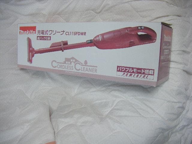 Makita 充電式クリーナ CL115FDWR 未使用品・画像で判断下さい