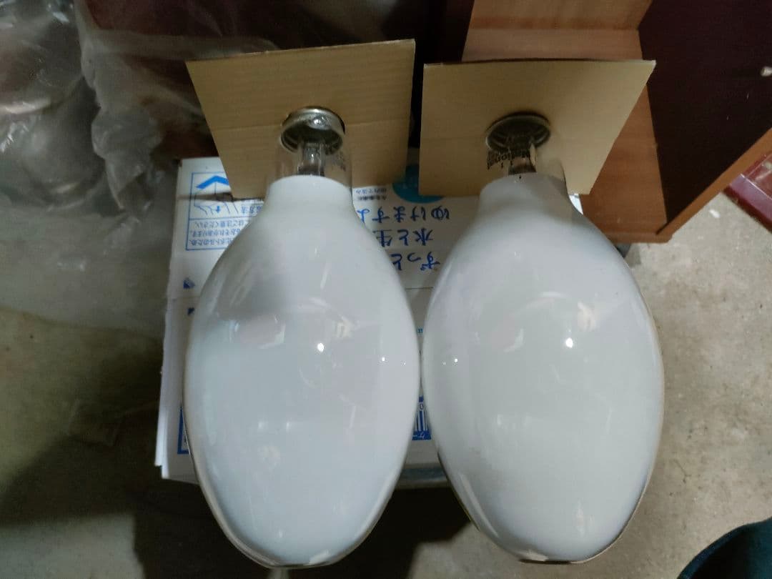 バラストレス水銀灯　BHF200-220V500W　松下電器