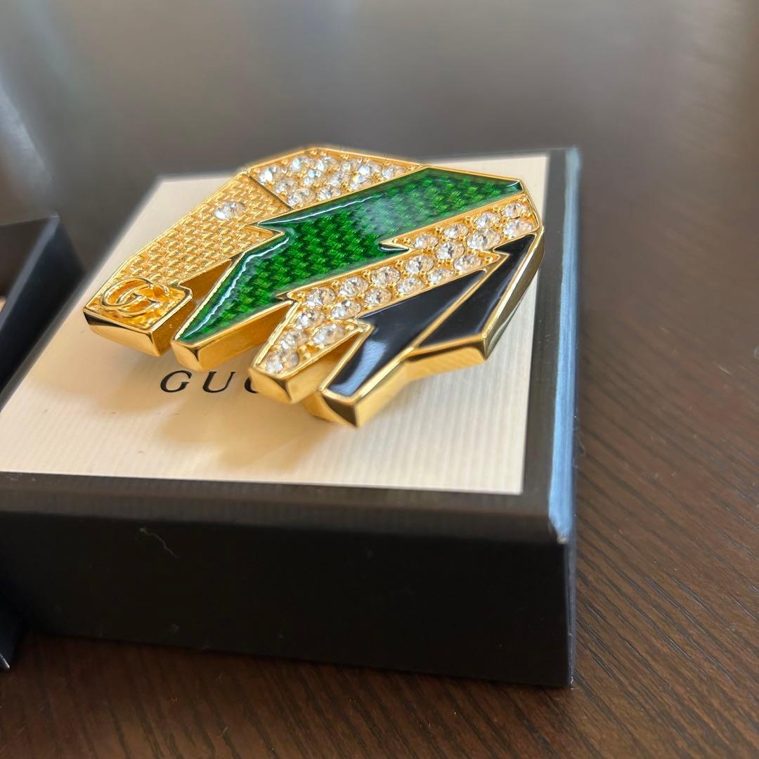 良品★グッチ アニマル ぞうラインストーン付き ブローチ