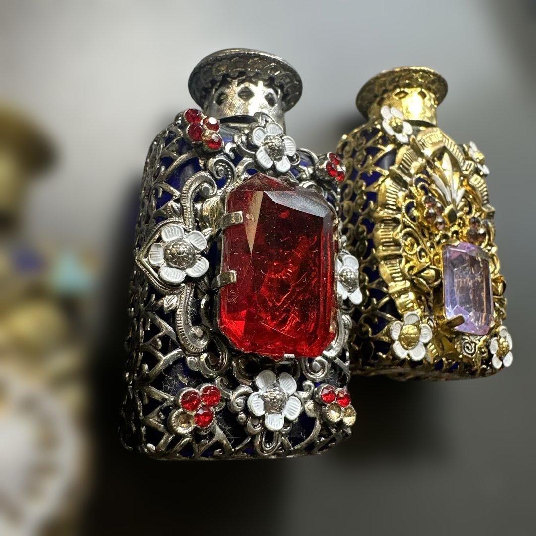 【専用価格】チェコガラス　ボヘミアン　ガラス　香水瓶　3点セット