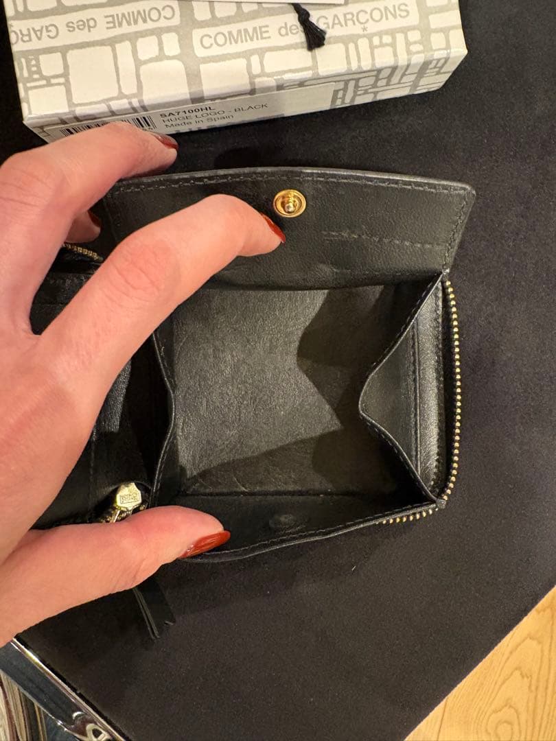 COMME des GARÇONS ブラックケース
