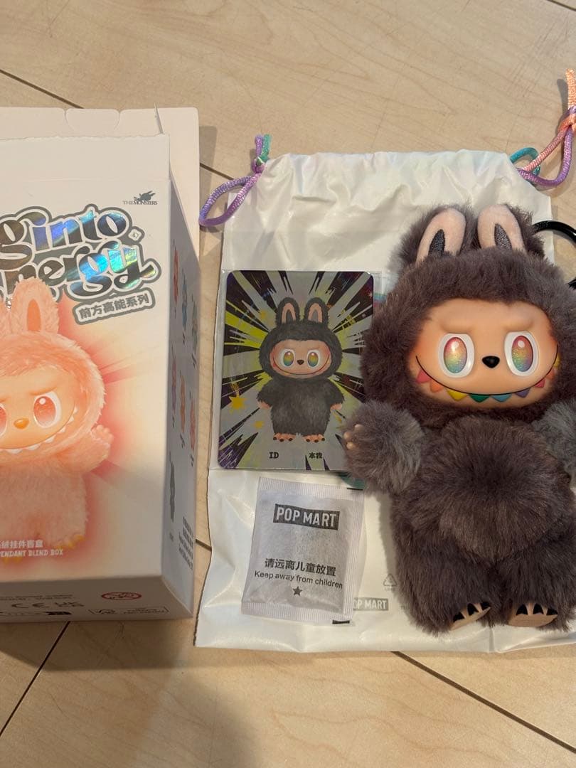 新品！正規品！pop mart新品　ラブブ らぶぶ　シークレット