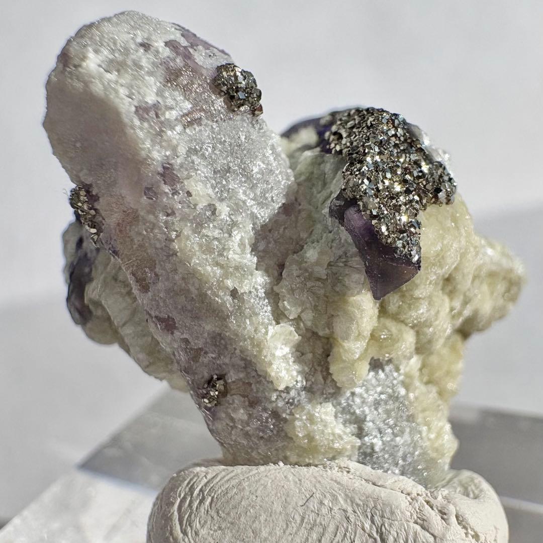 524 中国 内モンゴル産 レアタイプ フローライト&パイライト&クォーツ