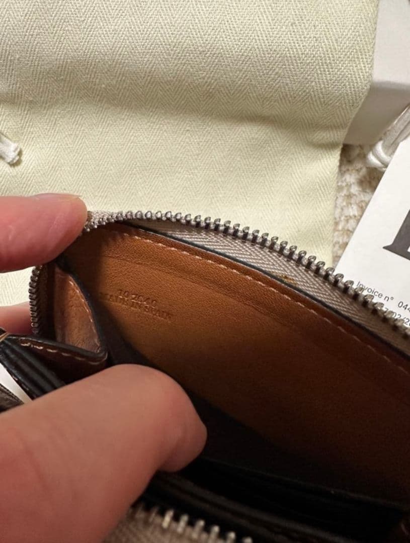 LOEWE ケース　カードケース　コンパクト財布