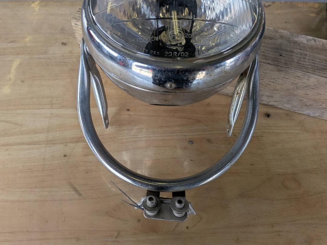 SR400　社外ルーカスヘッドライト、ステー、ハンドルストッパーセット