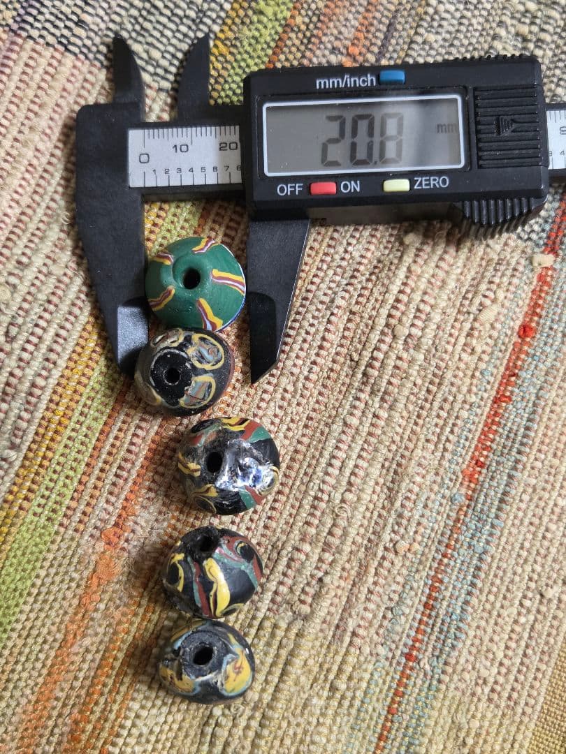 022　キングビーズ　割れ銀化あり　king beads　ビーズ5個セット