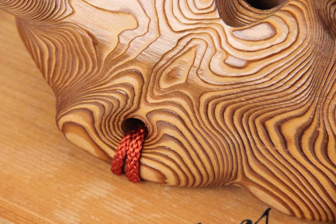 千寿屋久杉 般若面 能面 魔除 芳雲 木彫 飾面 掛面 欠けあり ES11-12