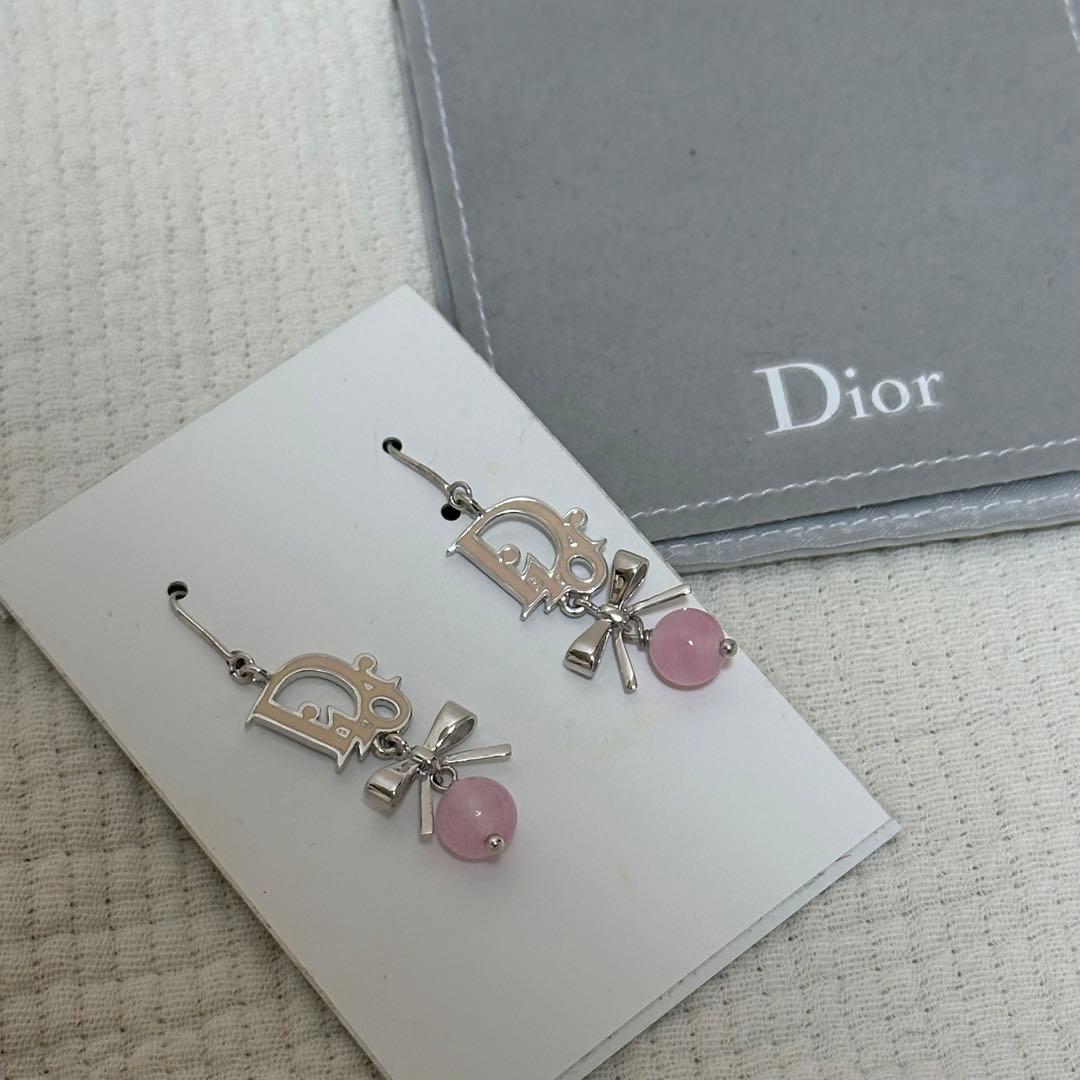 【新品未使用】Dior ロゴリボンピアス　リボン　ピンク